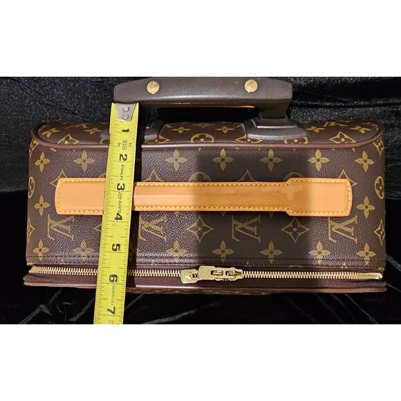 Louis Vuitton Pegase 45 rolling suitcase in Monogram canvas - Picture 7 of 16